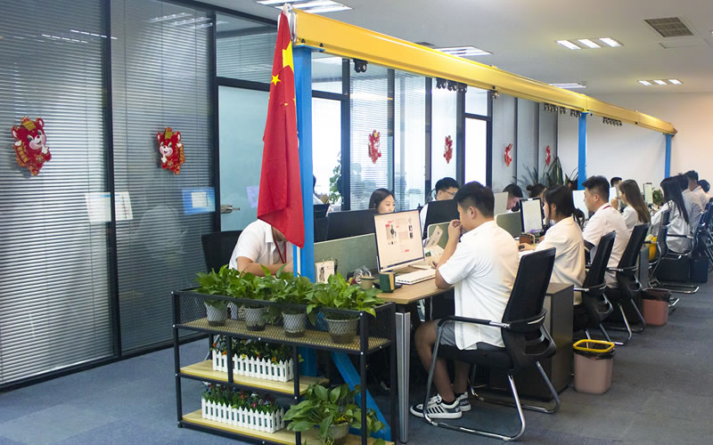 成華制造客戶服務咨詢團隊辦公一角