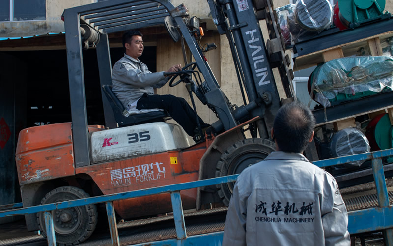 成華機械卷揚機電動葫蘆提升機發貨中